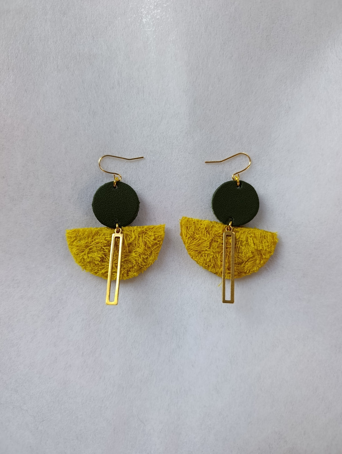 Suns Out Dudu Earrings