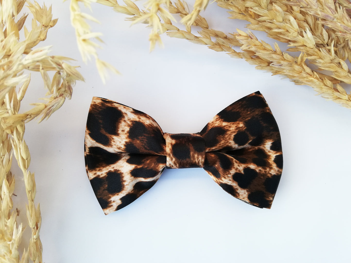 Handcrafted Ingwe Satin Bow Tie