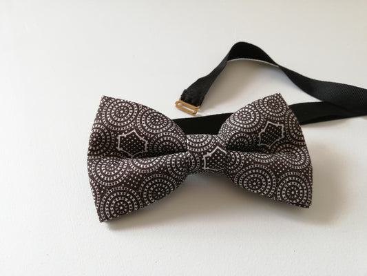 Handcrafted Brown Shweshwe Bowtie