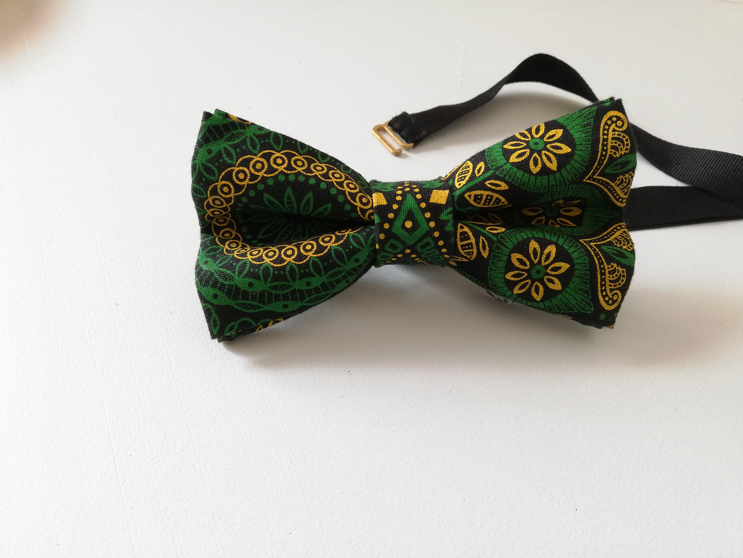 polka.dot.coco formal Green and yellow shweshwe bow tie