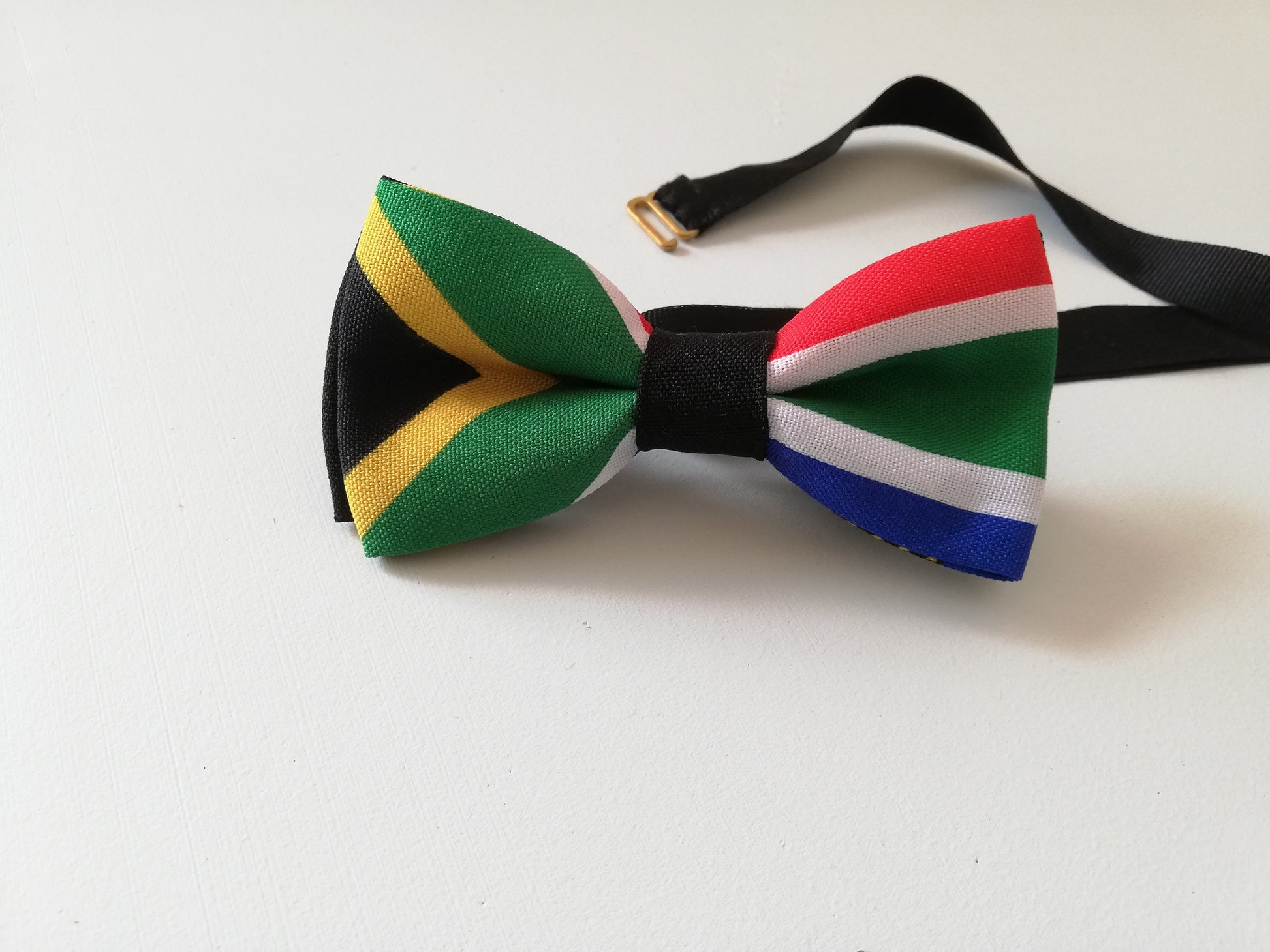 Polkadotcoco South African Flag Bow Tie