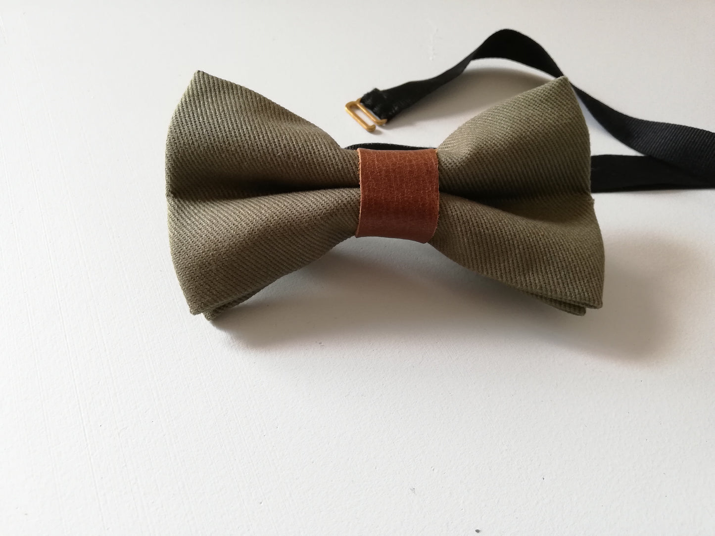 Olive x Leather Bow Tie